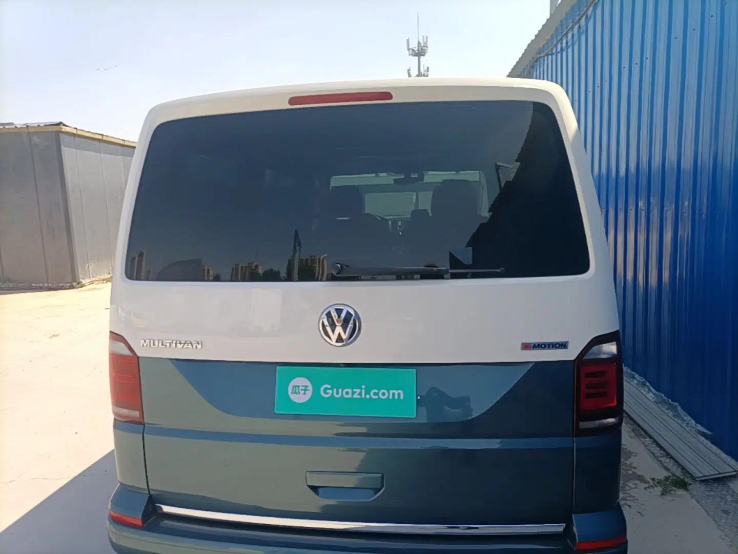 Volkswagen Multivan 2018 2.0 TSI Four-Wheel Drive Comfort Edition 7-Seater — миниатюра 5