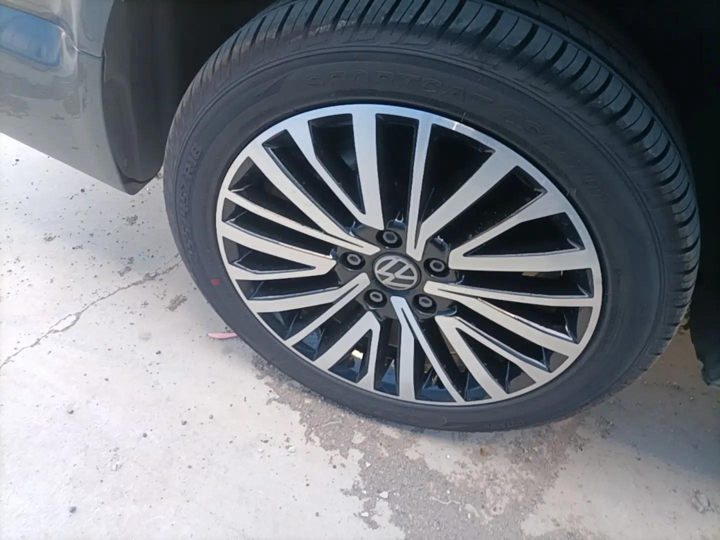 Volkswagen Multivan 2018 2.0 TSI Four-Wheel Drive Comfort Edition 7-Seater — миниатюра 10