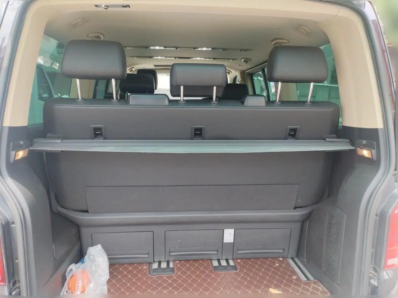 Volkswagen Multivan 2016 2.0 TSI 4x4 Premium Edition 7-Seater — миниатюра 20