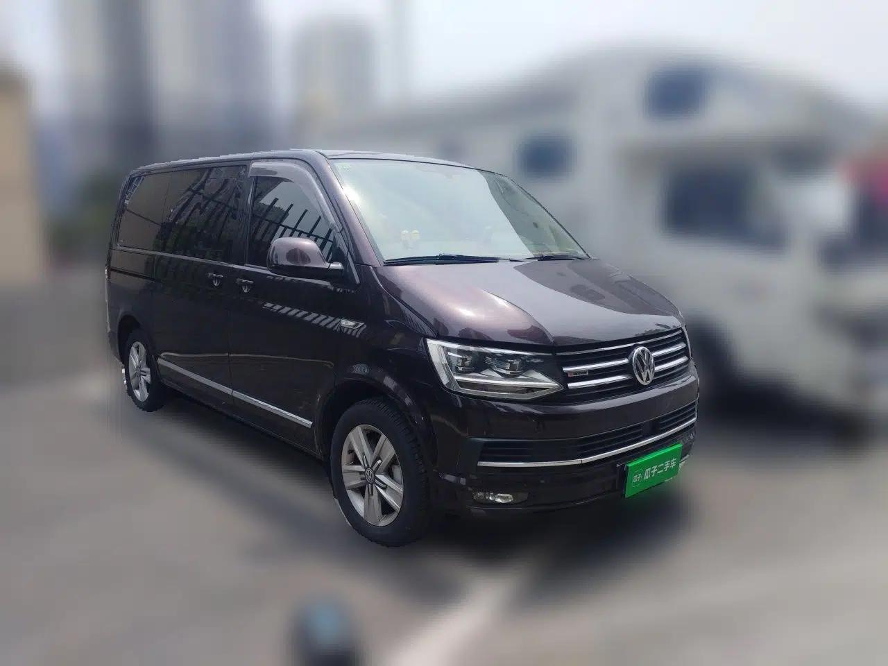 Volkswagen Multivan 2016 2.0 TSI 4x4 Premium Edition 7-Seater — миниатюра 3