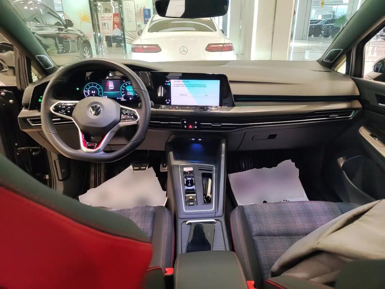 Volkswagen Golf GTI 2021 380TSI DSG GTI — миниатюра 13