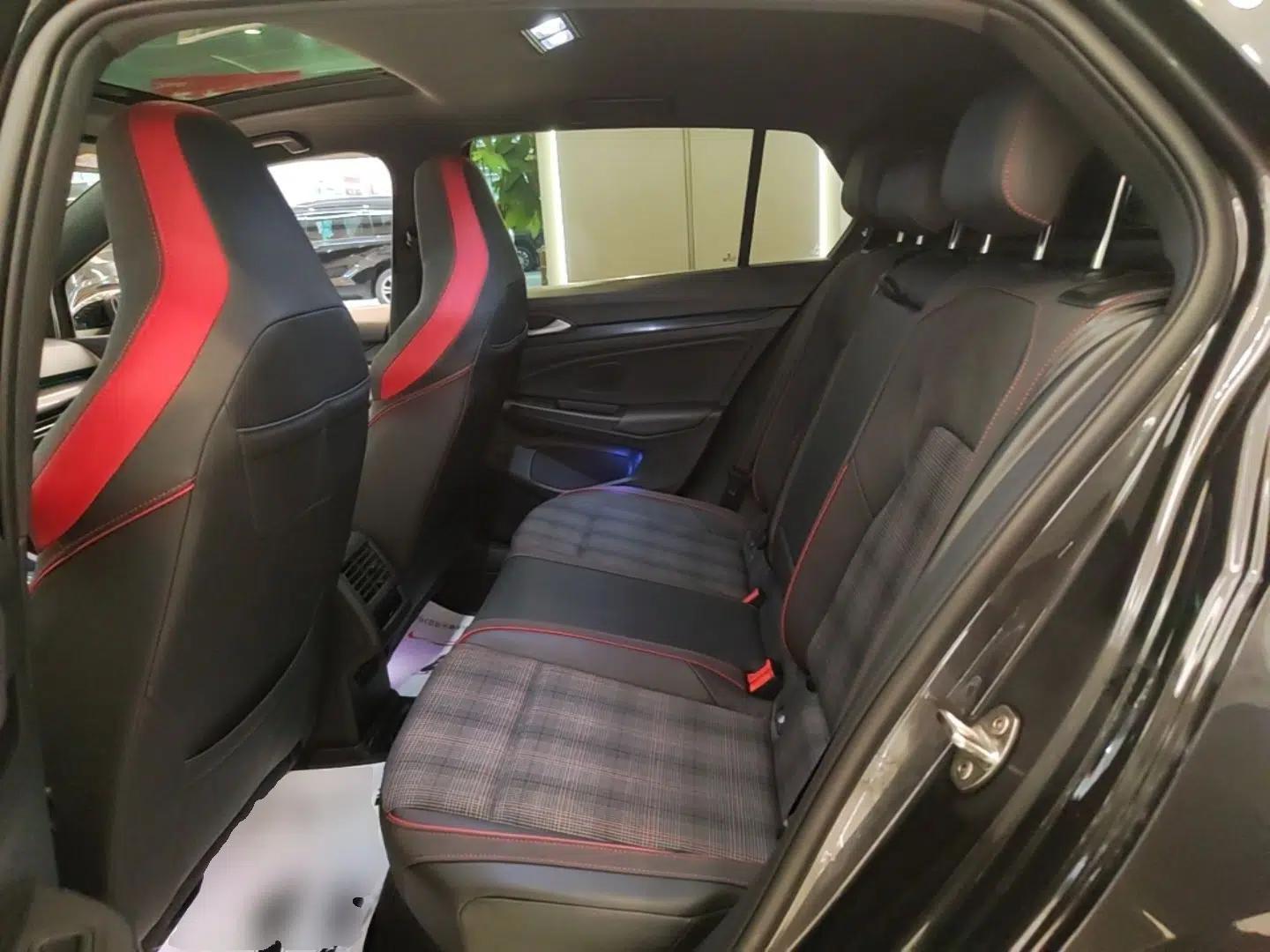 Volkswagen Golf GTI 2021 380TSI DSG GTI — миниатюра 20