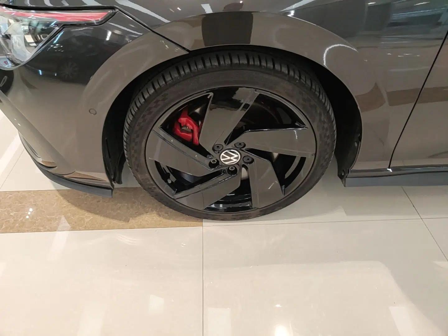 Volkswagen Golf GTI 2021 380TSI DSG GTI — миниатюра 8