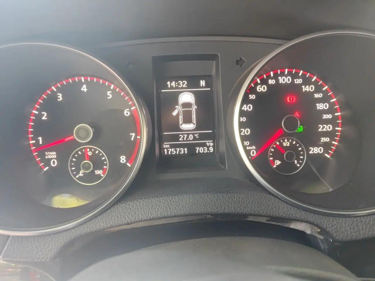 Volkswagen Golf GTI 2011 2.0 TSI GTI — миниатюра 12