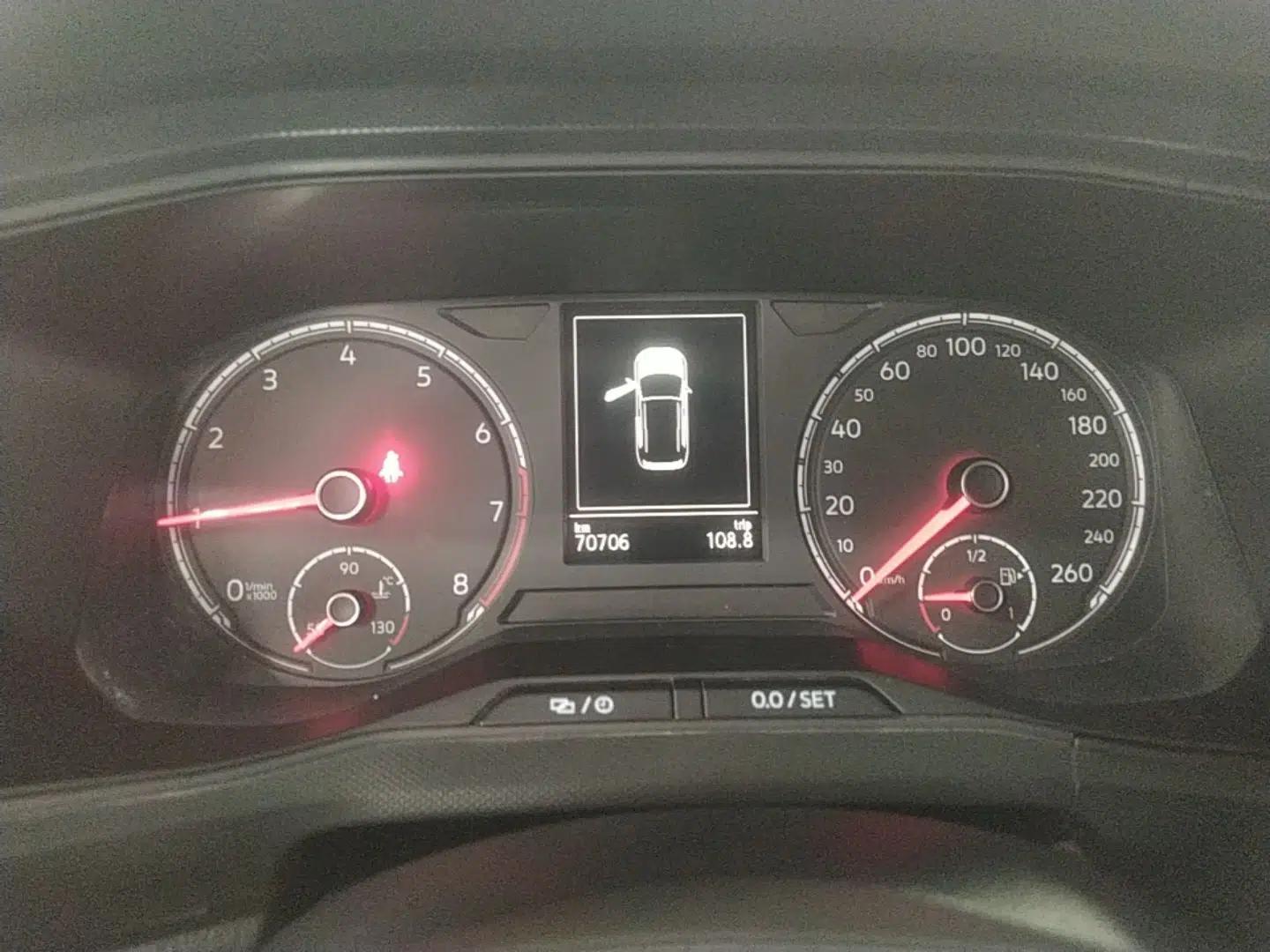 Volkswagen T-Cross 2021 1.5L Automatic Fashion Edition — миниатюра 15
