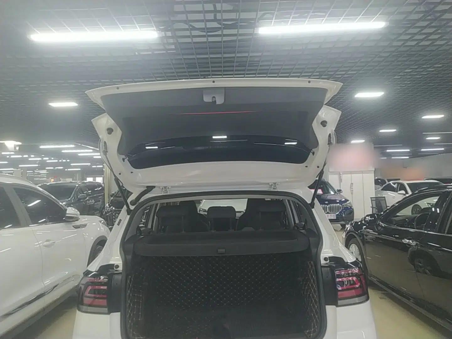 Volkswagen T-Cross 2021 1.5L Automatic Fashion Edition — миниатюра 22