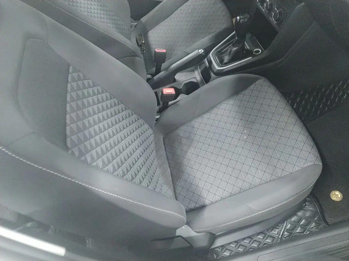 Volkswagen T-Cross 2021 1.5L Automatic Fashion Edition — миниатюра 23