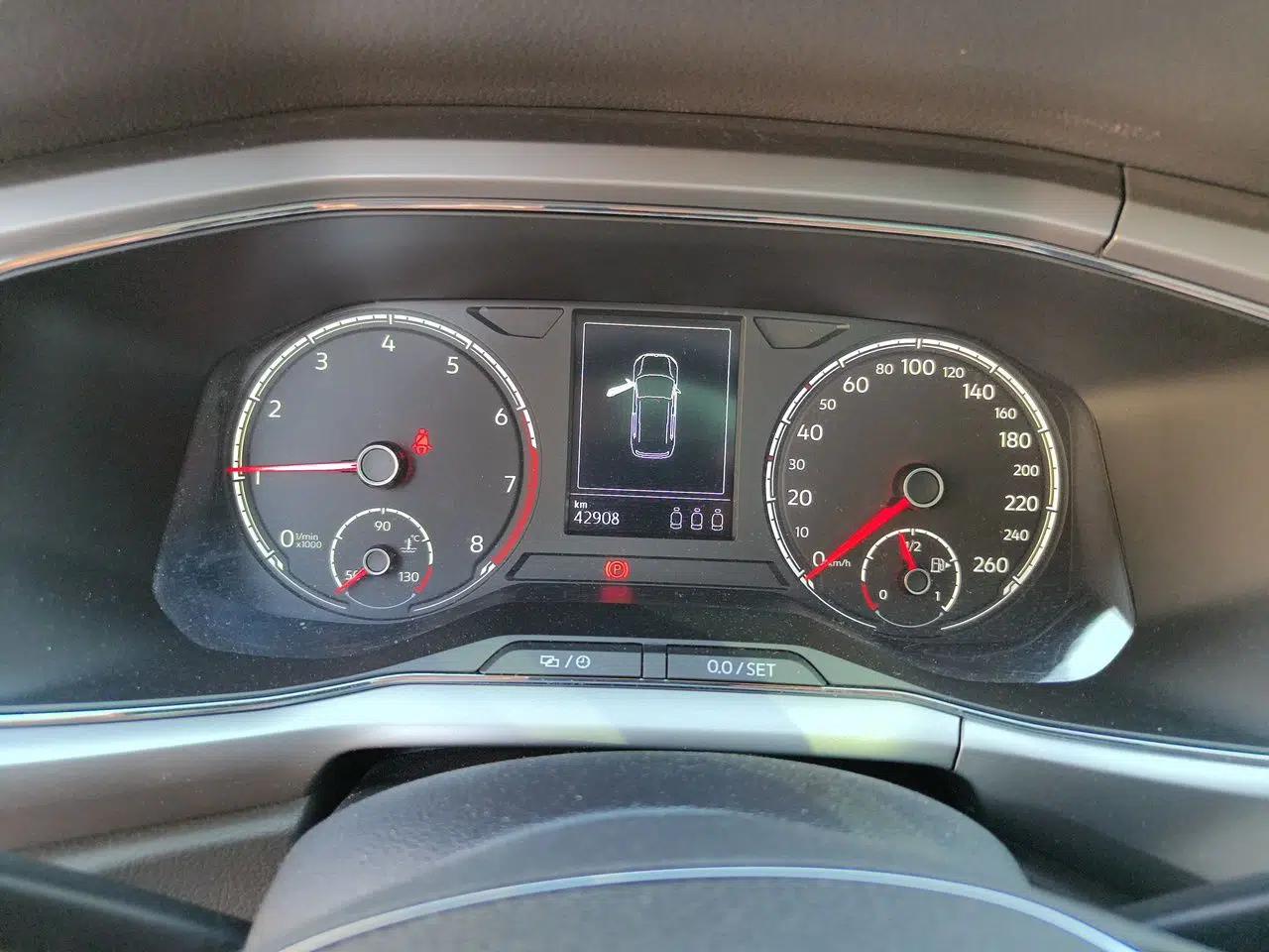 Volkswagen T-Cross 2019 1.5L Automatic Comfort Edition — миниатюра 12
