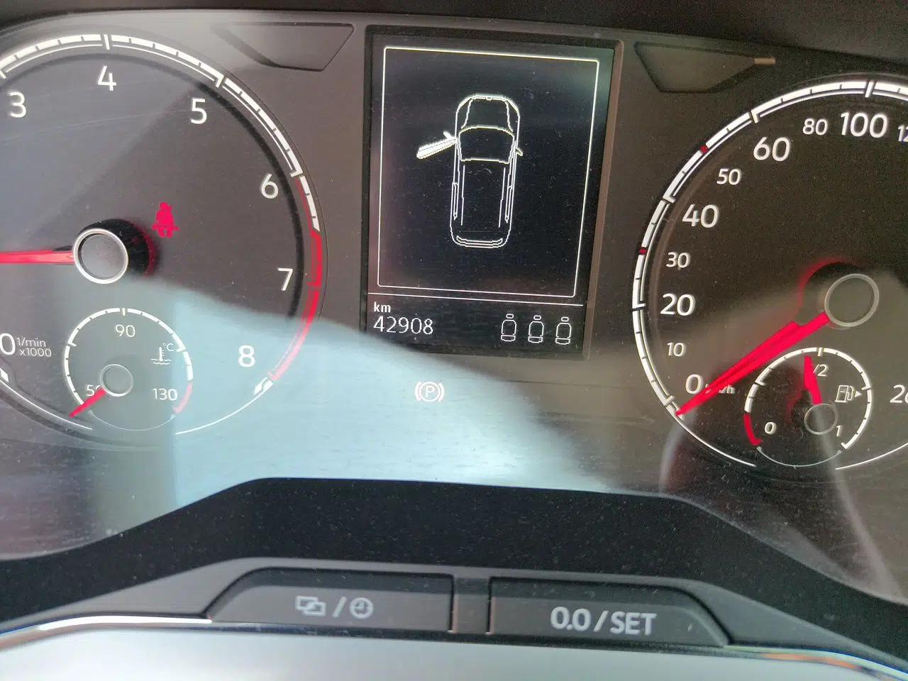 Volkswagen T-Cross 2019 1.5L Automatic Comfort Edition — миниатюра 13