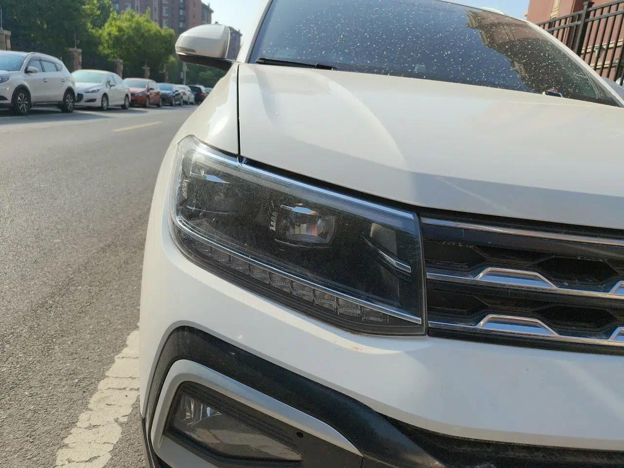 Volkswagen T-Cross 2019 1.5L Automatic Comfort Edition — миниатюра 7