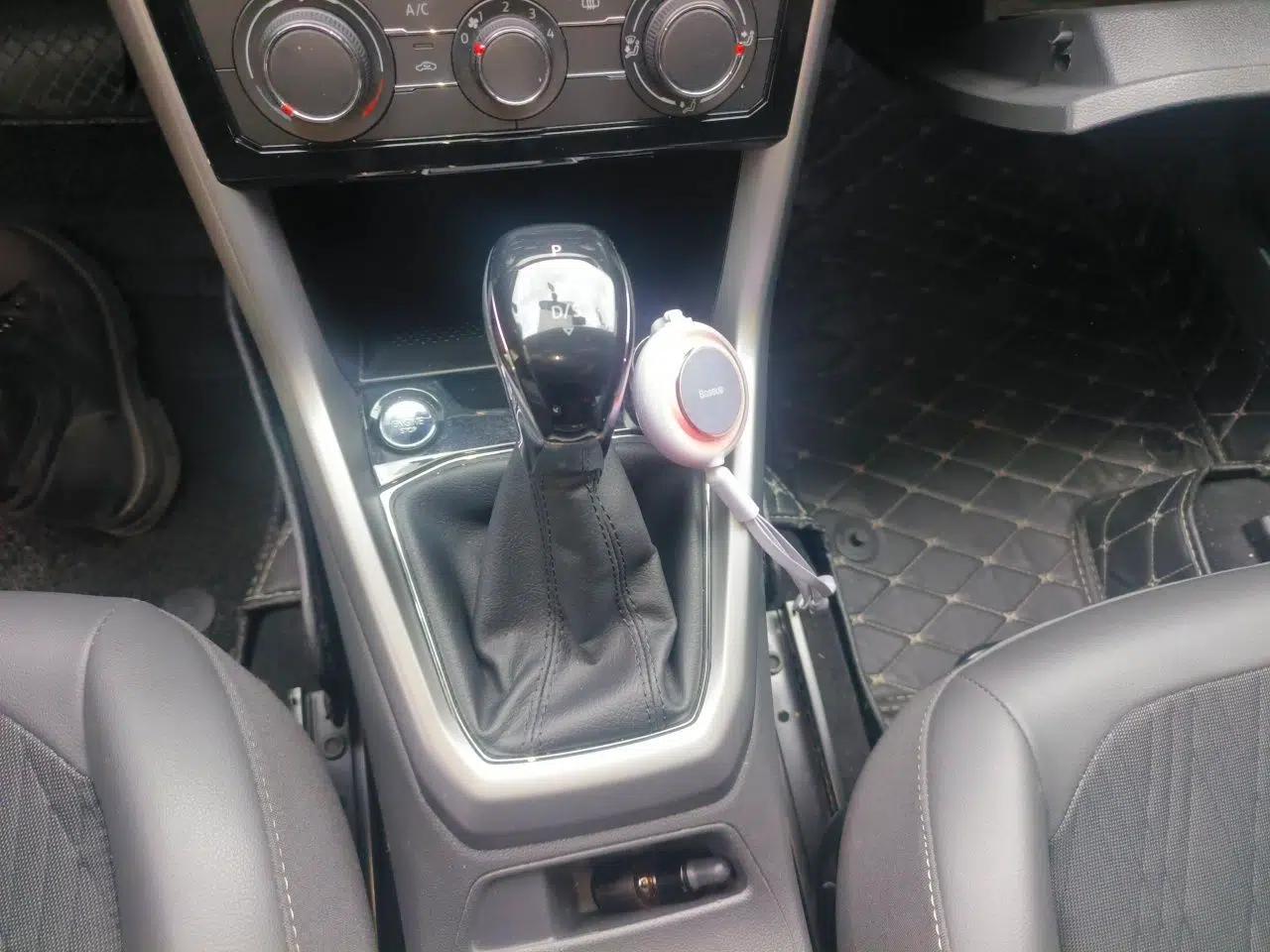 Volkswagen T-Cross 2020 1.5L Automatic Comfort Edition — миниатюра 15