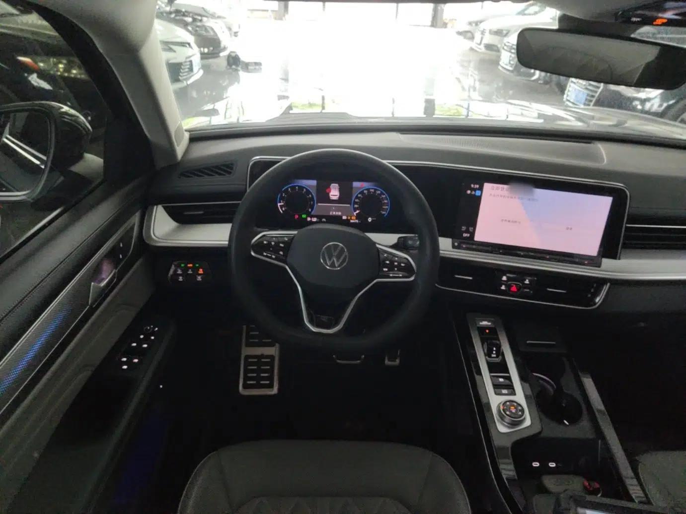 Volkswagen Tavendor 2023 380TSI Four-Wheel Drive R-Line Cruise Edition — миниатюра 14