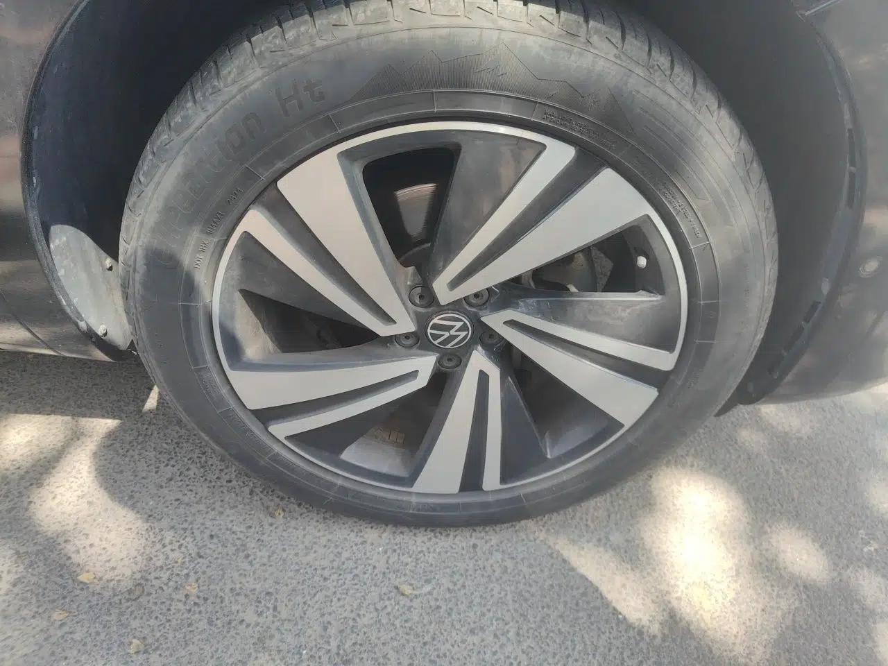 Volkswagen Tavendor 2023 380TSI Four-Wheel Drive R-Line Cruise Edition — миниатюра 8