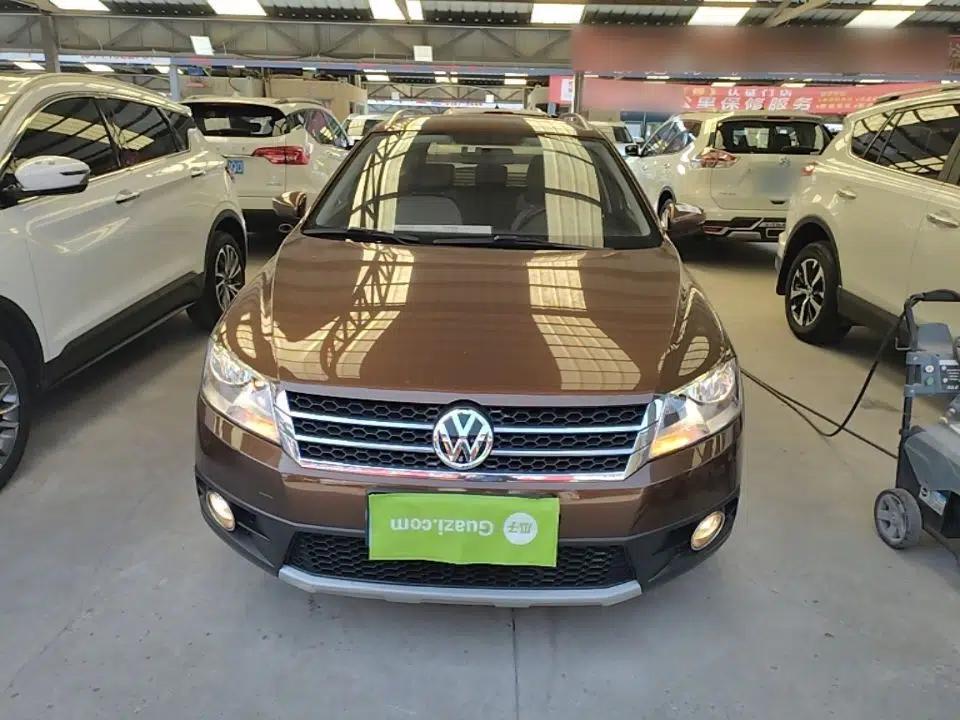 Volkswagen Cross Lavida 2014 1.6L Automatic — миниатюра 2