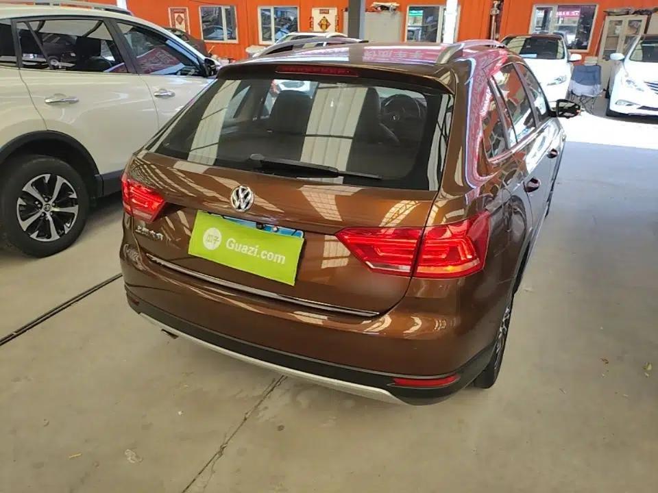 Volkswagen Cross Lavida 2014 1.6L Automatic — миниатюра 6
