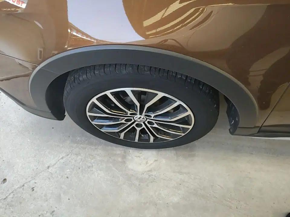 Volkswagen Cross Lavida 2014 1.6L Automatic — миниатюра 8