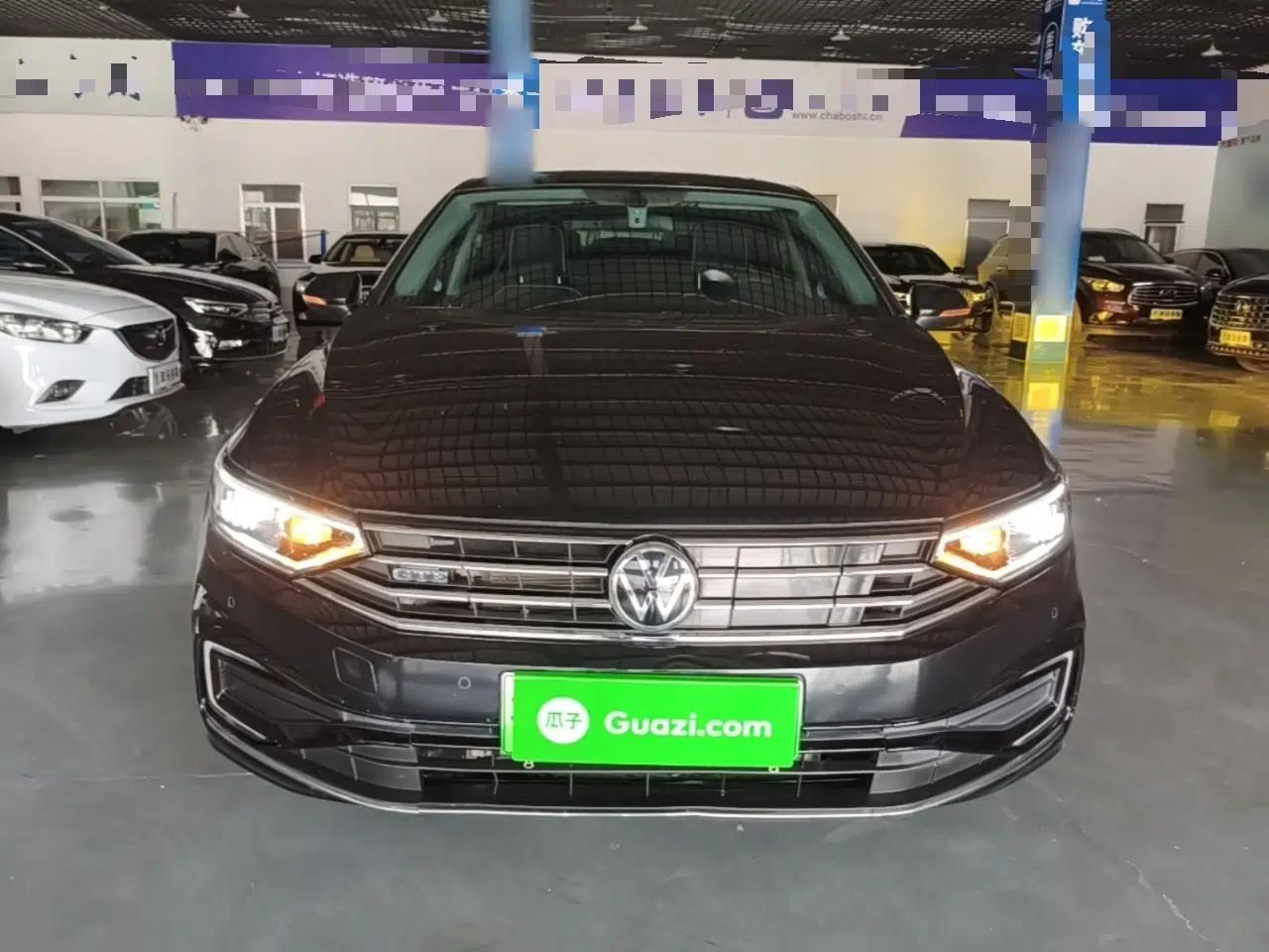 Volkswagen Magotan GTE Plug-in Hybrid 2022 GTE Luxury Model — миниатюра 2
