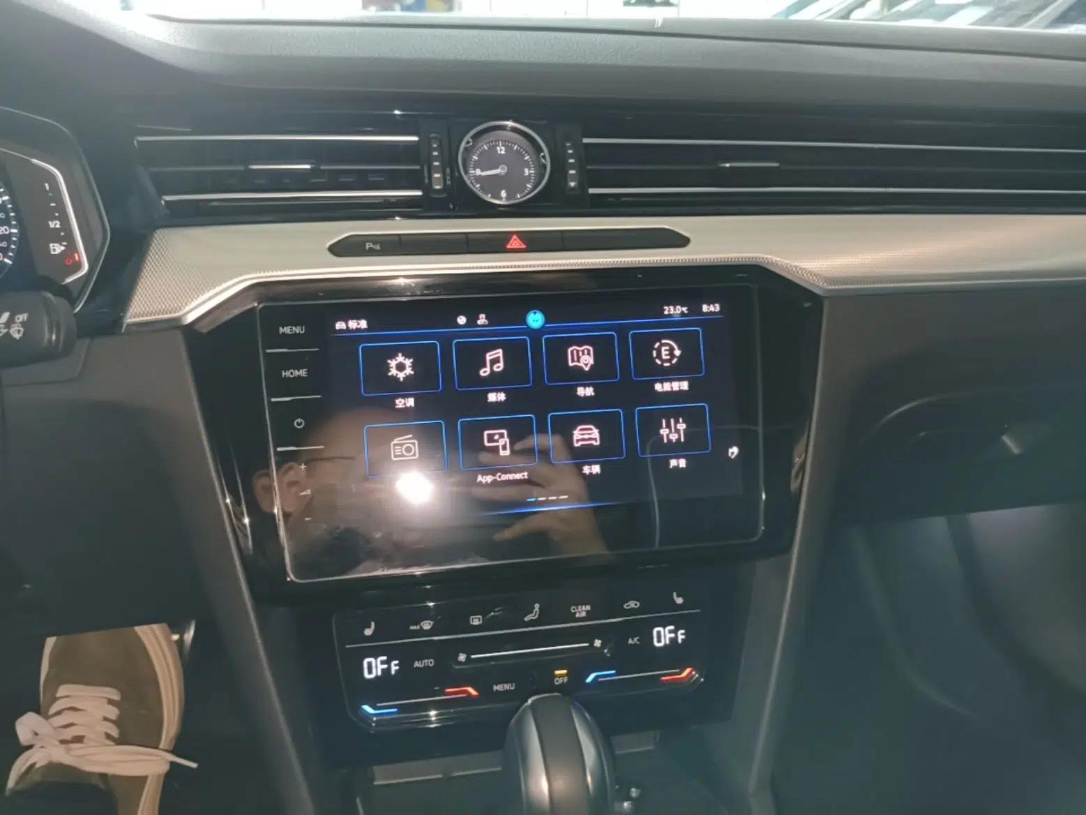 Volkswagen Magotan GTE Plug-in Hybrid 2022 GTE Luxury Model — миниатюра 16