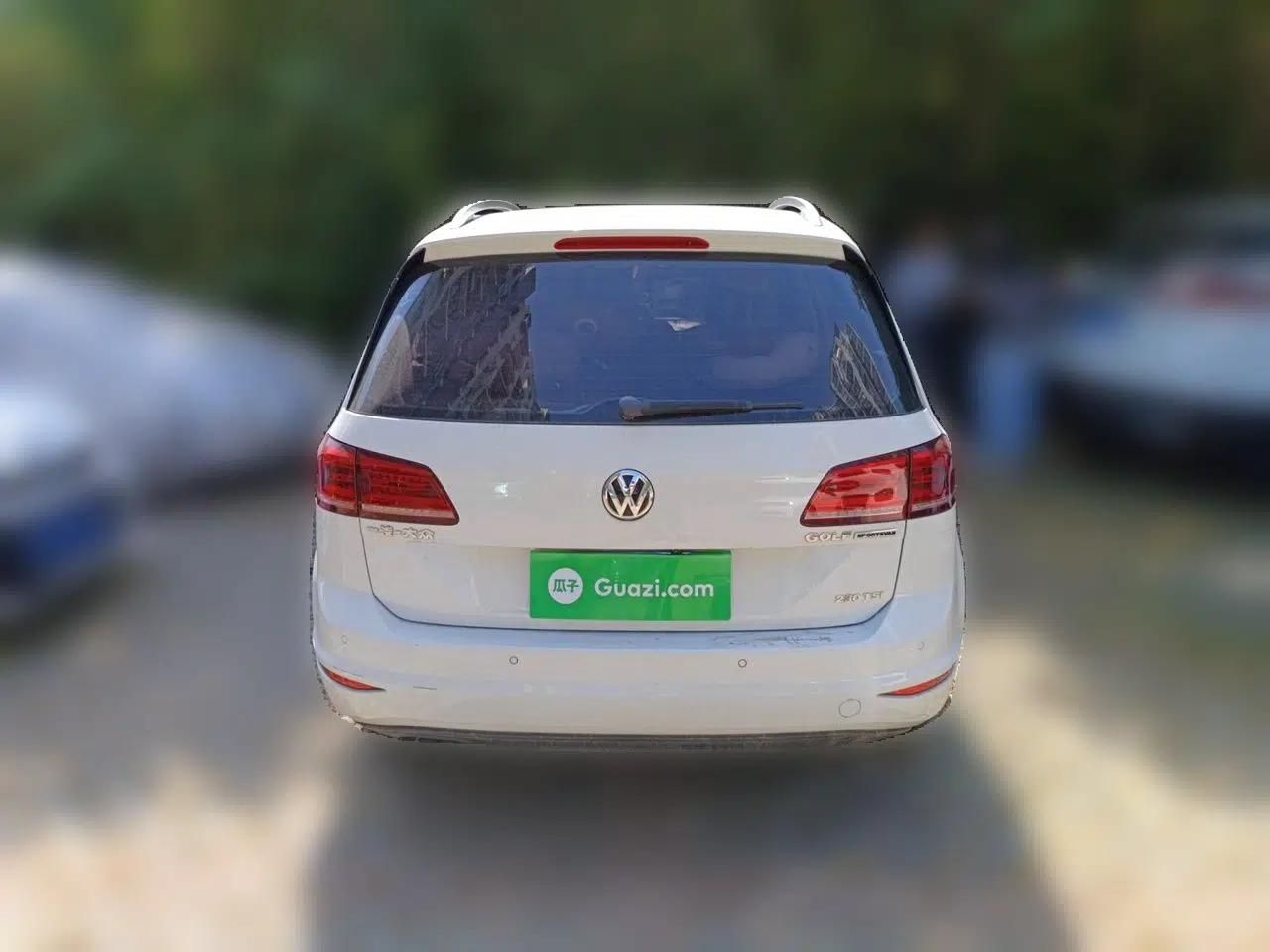 Volkswagen Golf Sportsvan 2016 230TSI Automatic Trend Edition — миниатюра 5