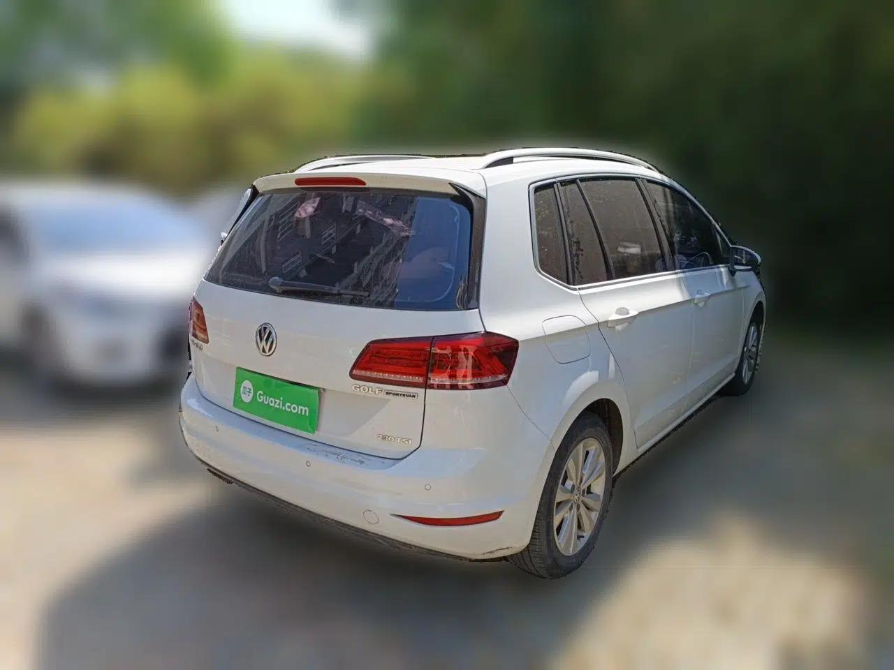 Volkswagen Golf Sportsvan 2016 230TSI Automatic Trend Edition — миниатюра 6