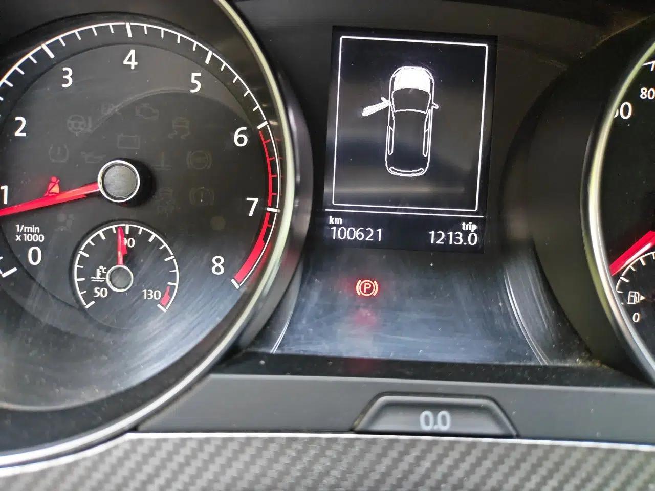 Volkswagen Golf Sportsvan 2019 280TSI Automatic Trendy Edition China V Standard — миниатюра 13