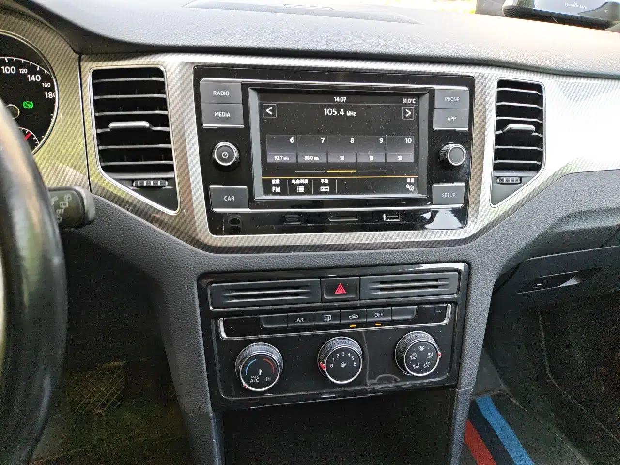 Volkswagen Golf Sportsvan 2019 280TSI Automatic Trendy Edition China V Standard — миниатюра 14