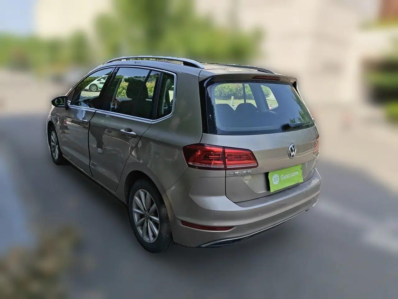 Volkswagen Golf Sportsvan 2019 280TSI Automatic Trendy Edition China V Standard — миниатюра 4