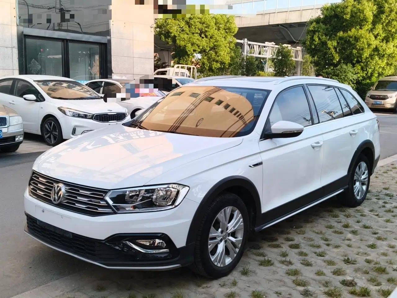 Volkswagen C-TREK 2017 1.6L Automatic Comfort Model — миниатюра 1