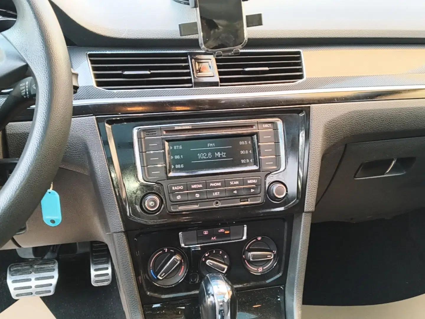 Volkswagen C-TREK 2017 1.6L Automatic Comfort Model — миниатюра 15