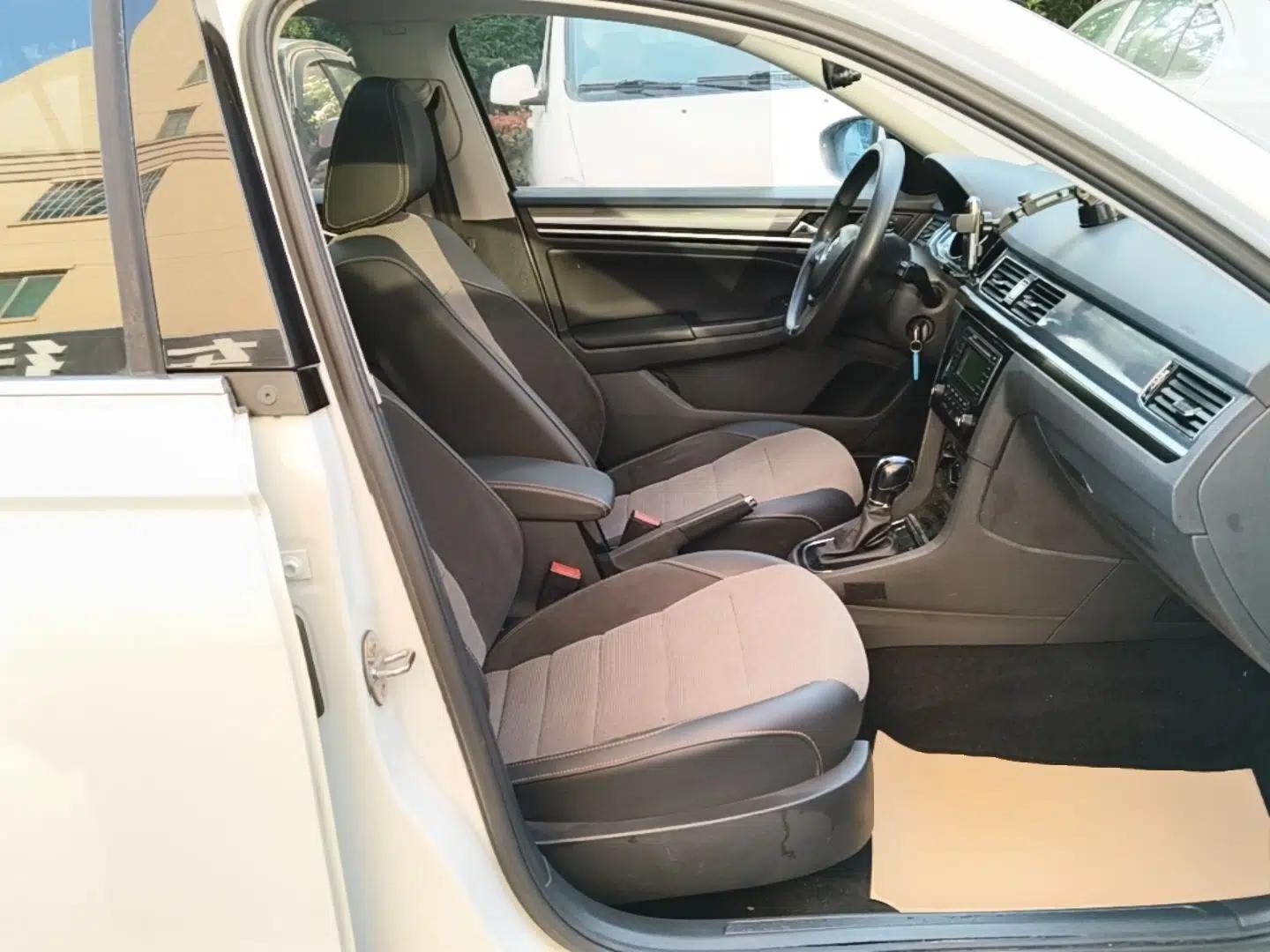 Volkswagen C-TREK 2017 1.6L Automatic Comfort Model — миниатюра 23