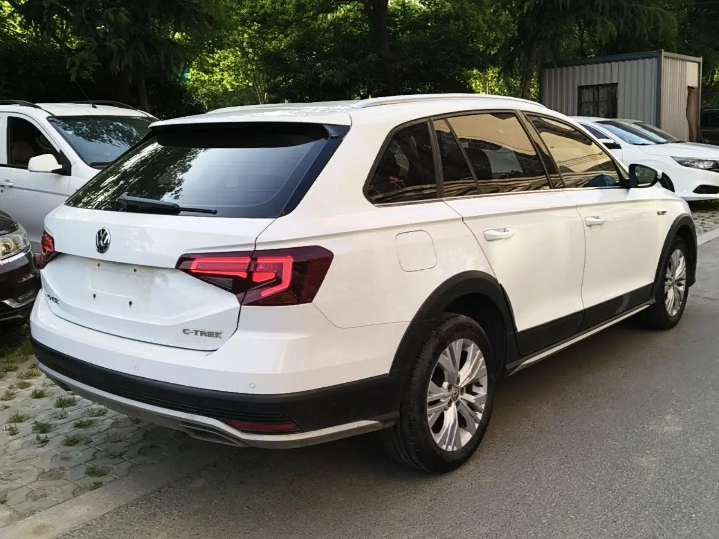 Volkswagen C-TREK 2017 1.6L Automatic Comfort Model — миниатюра 4