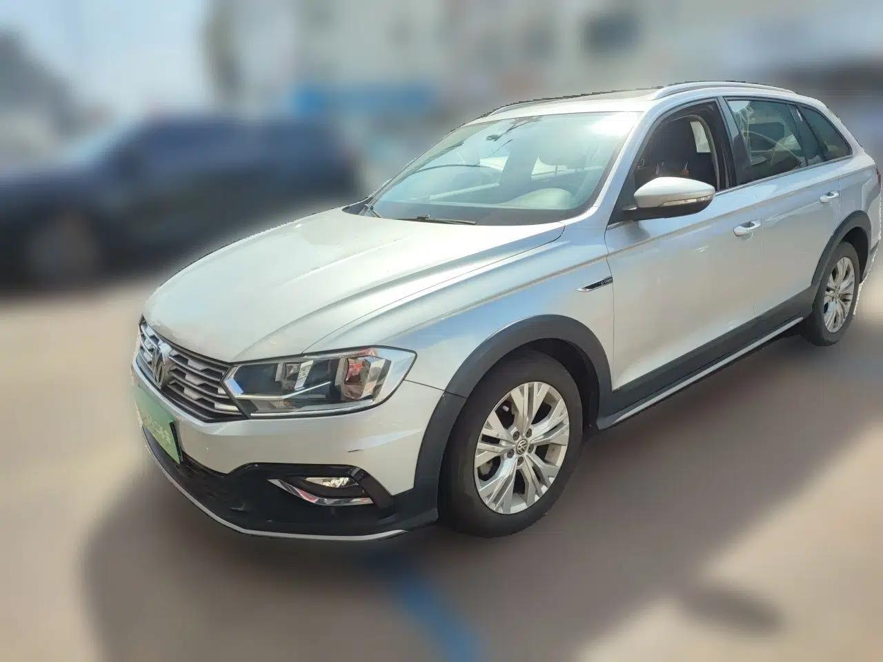 Volkswagen C-TREK 2017 1.6L Automatic Comfort Model — миниатюра 1