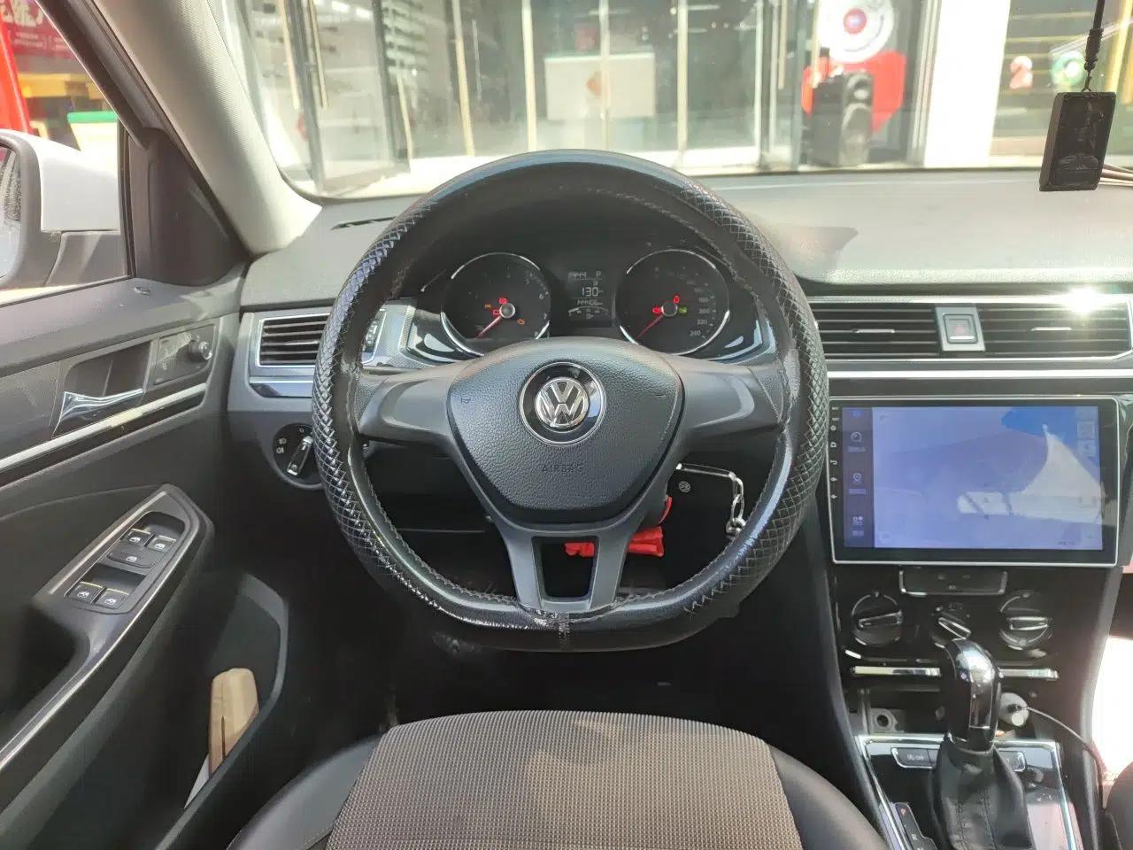 Volkswagen C-TREK 2017 1.6L Automatic Comfort Model — миниатюра 11