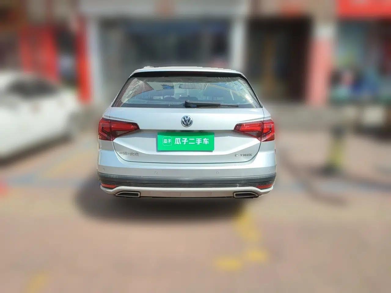 Volkswagen C-TREK 2017 1.6L Automatic Comfort Model — миниатюра 5