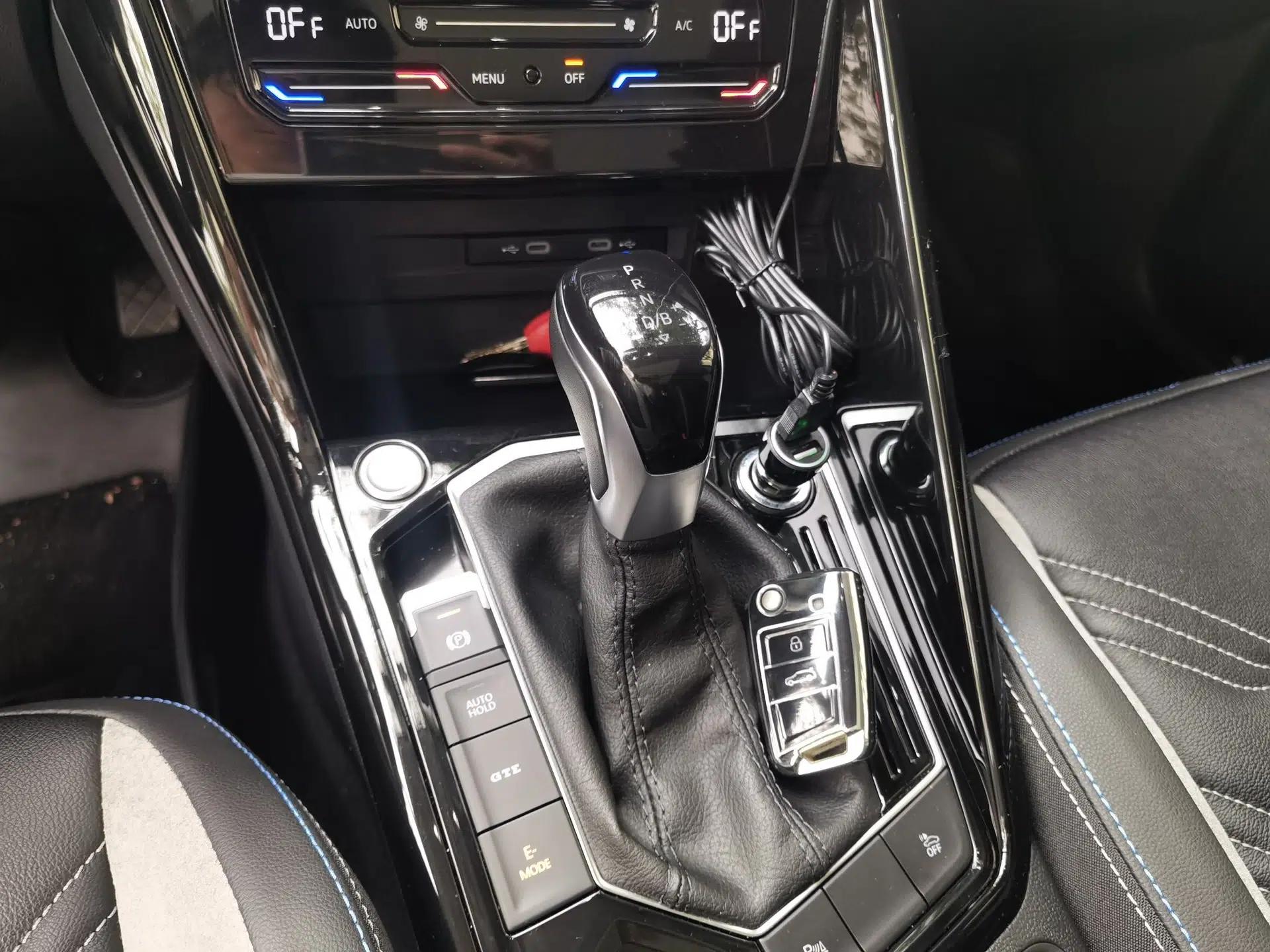 Volkswagen Tayron GTE Plug-in Hybrid 2022 1.4T Luxury Edition — миниатюра 15