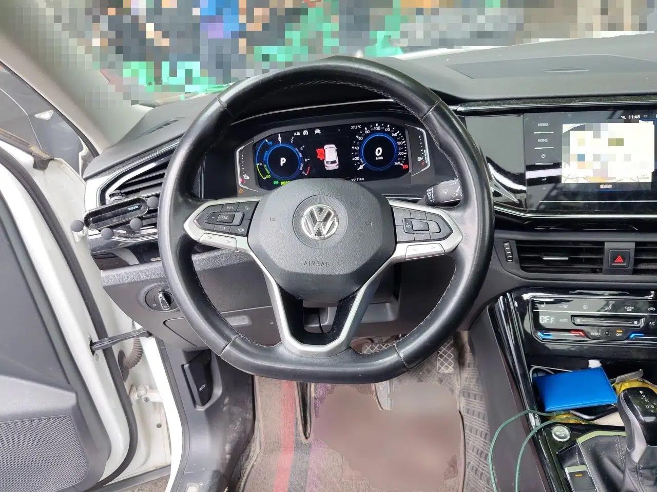 Volkswagen Tayron GTE Plug-in Hybrid 2020 1.4T Luxury Model — миниатюра 11
