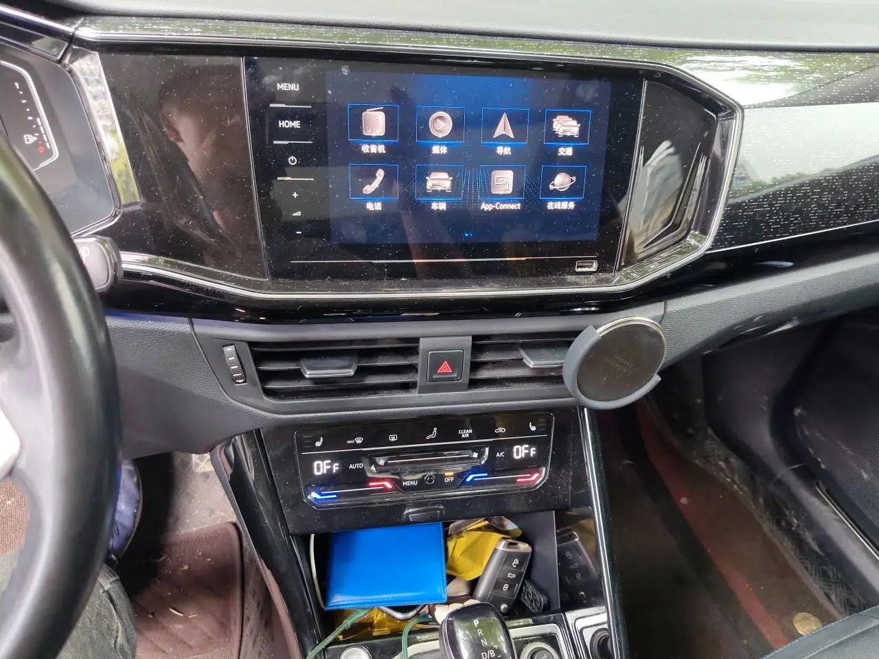Volkswagen Tayron GTE Plug-in Hybrid 2020 1.4T Luxury Model — миниатюра 14