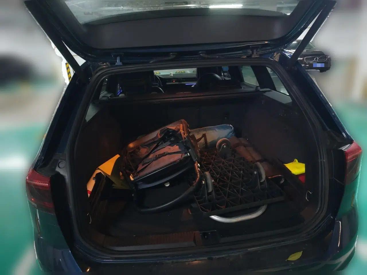 Volkswagen Variant 2021 2.0T Longitudinal Version — миниатюра 20
