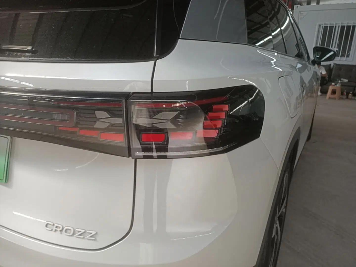Volkswagen ID.6 CROZZ 2021 Revised Version Long-Range PURE+ Edition — миниатюра 7