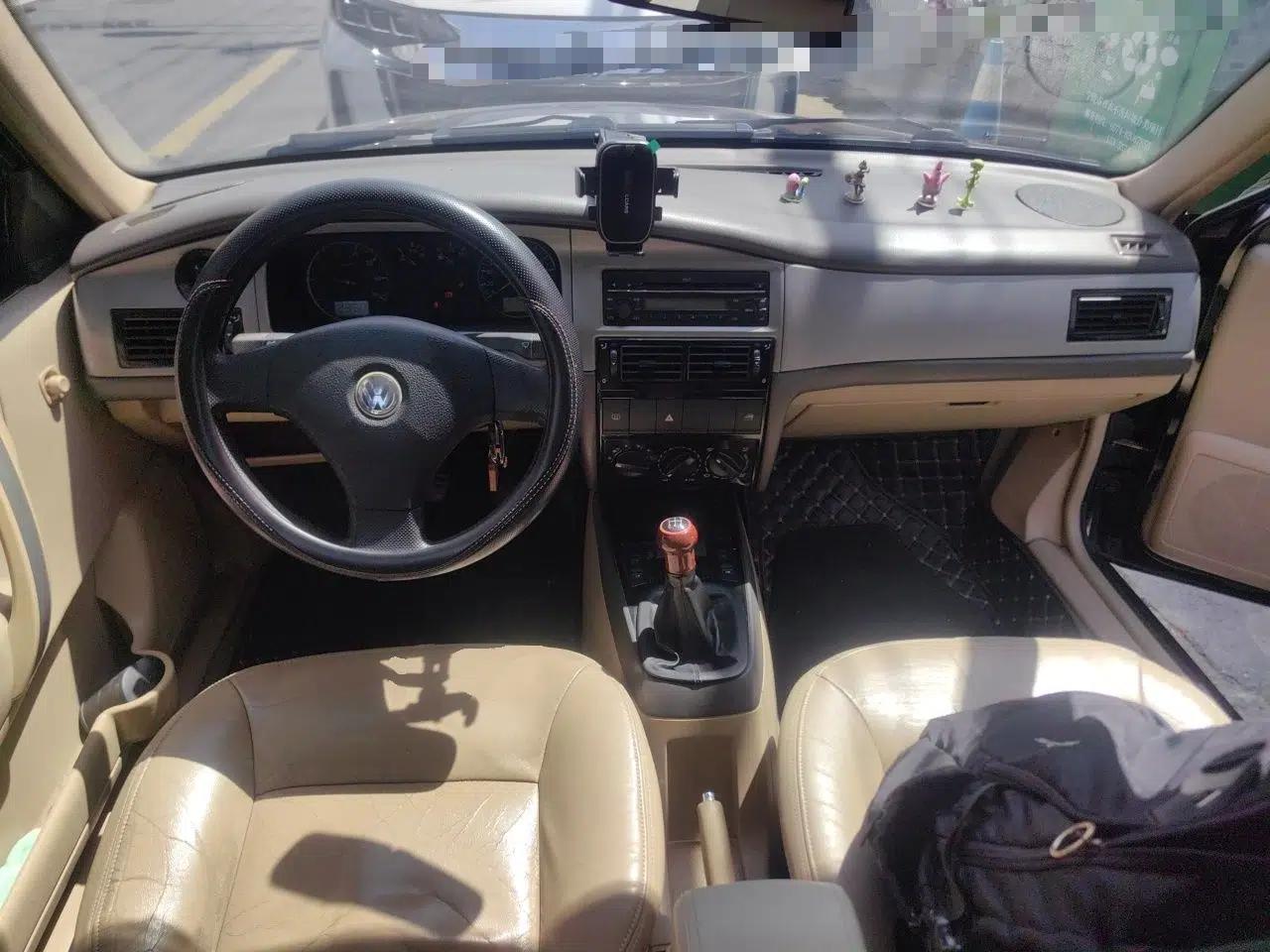 Volkswagen Santana Vista 2008 1.8L Manual Sishang Model — миниатюра 10