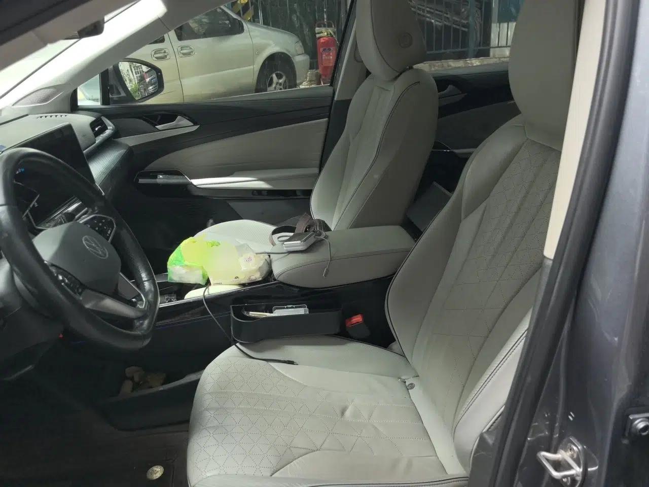 Volkswagen ID.6 X 2022 Smart Enjoyment Long-Range Edition — миниатюра 16