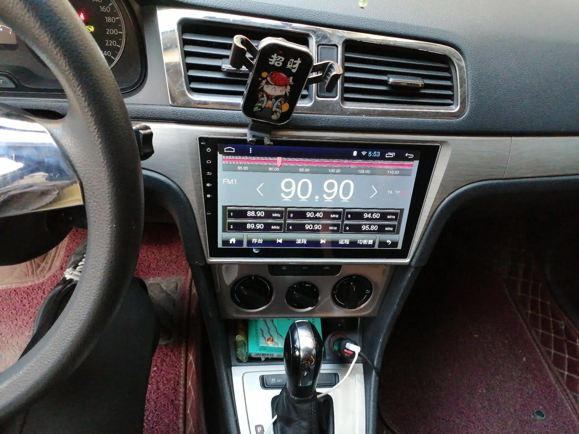 Volkswagen Gran Lavida 2013 1.6L Automatic Fashion Model — миниатюра 14