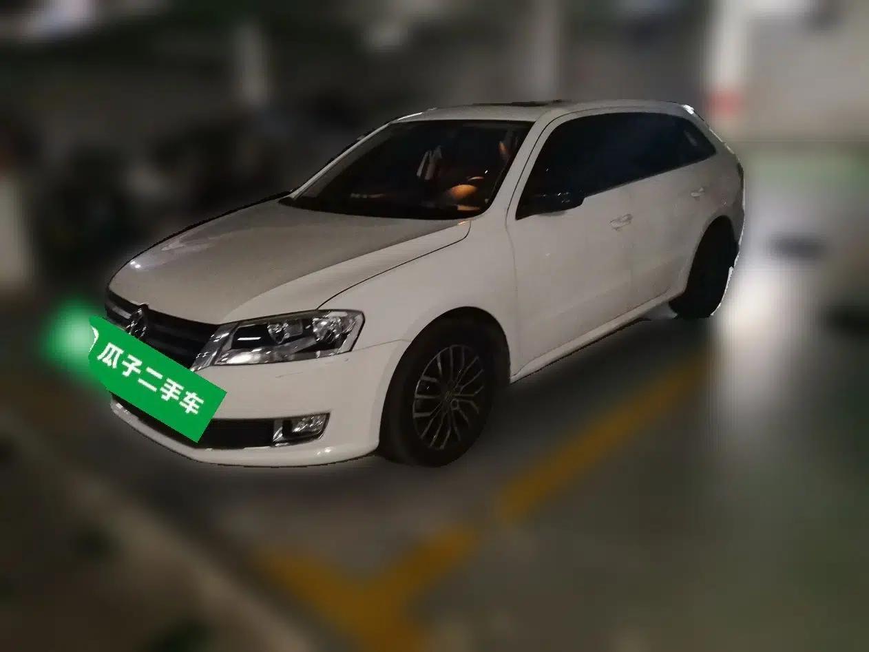Volkswagen Gran Lavida 2014 1.4TSI Automatic 30th Anniversary Edition — миниатюра 1