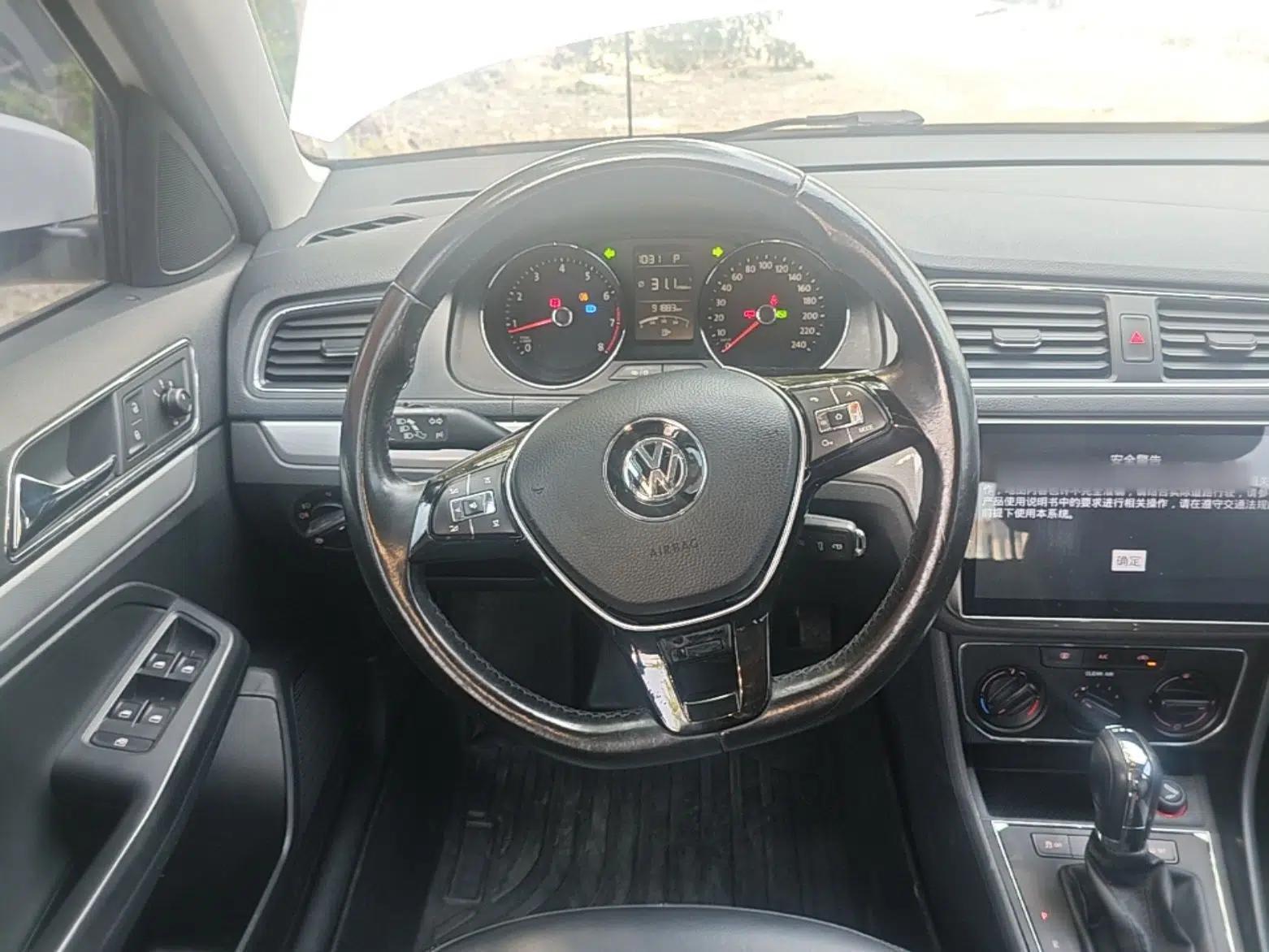 Volkswagen Gran Lavida 2015 230TSI DSG Comfort Edition — миниатюра 14
