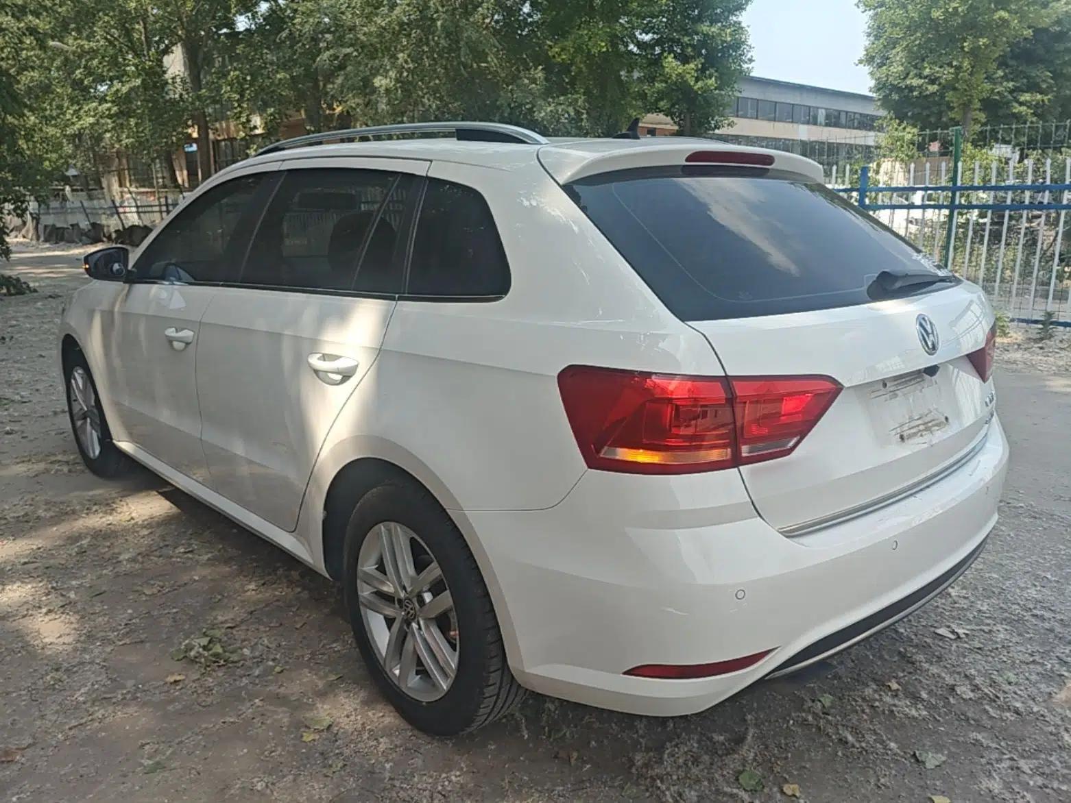 Volkswagen Gran Lavida 2015 230TSI DSG Comfort Edition — миниатюра 4