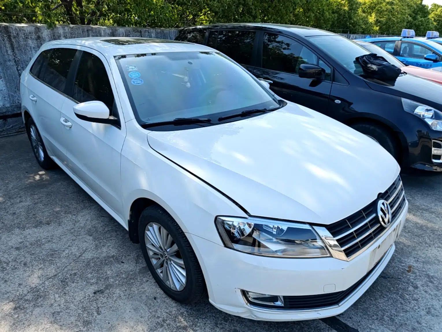 Volkswagen Gran Lavida 2013 1.6L Automatic Comfort Model — миниатюра 6