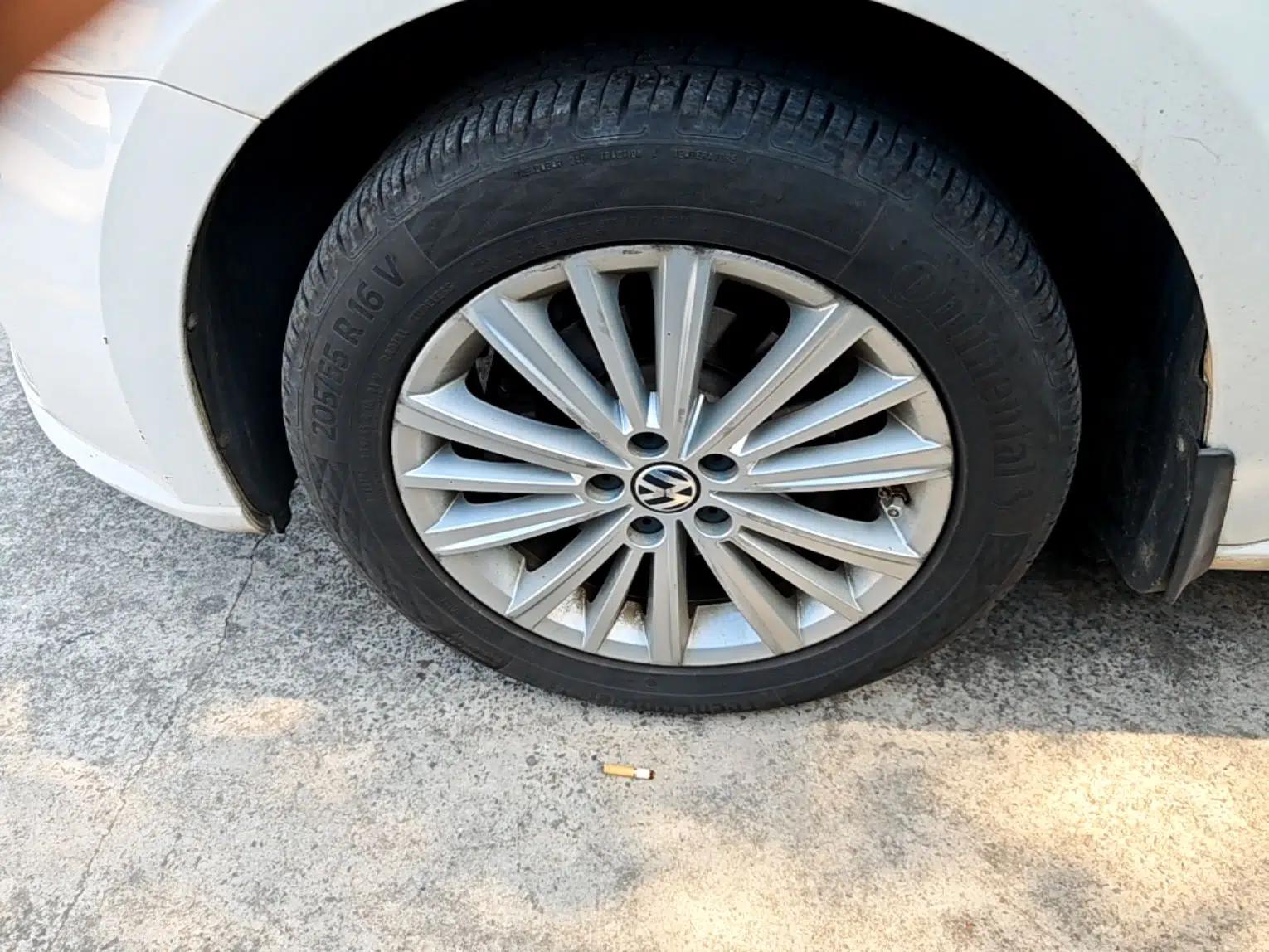 Volkswagen Gran Lavida 2013 1.6L Automatic Comfort Model — миниатюра 9
