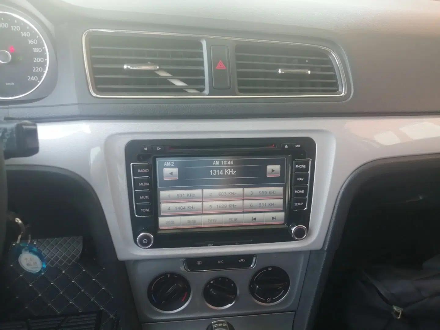 Volkswagen Gran Lavida 2013 1.4 TSI Automatic Comfort Model — миниатюра 15