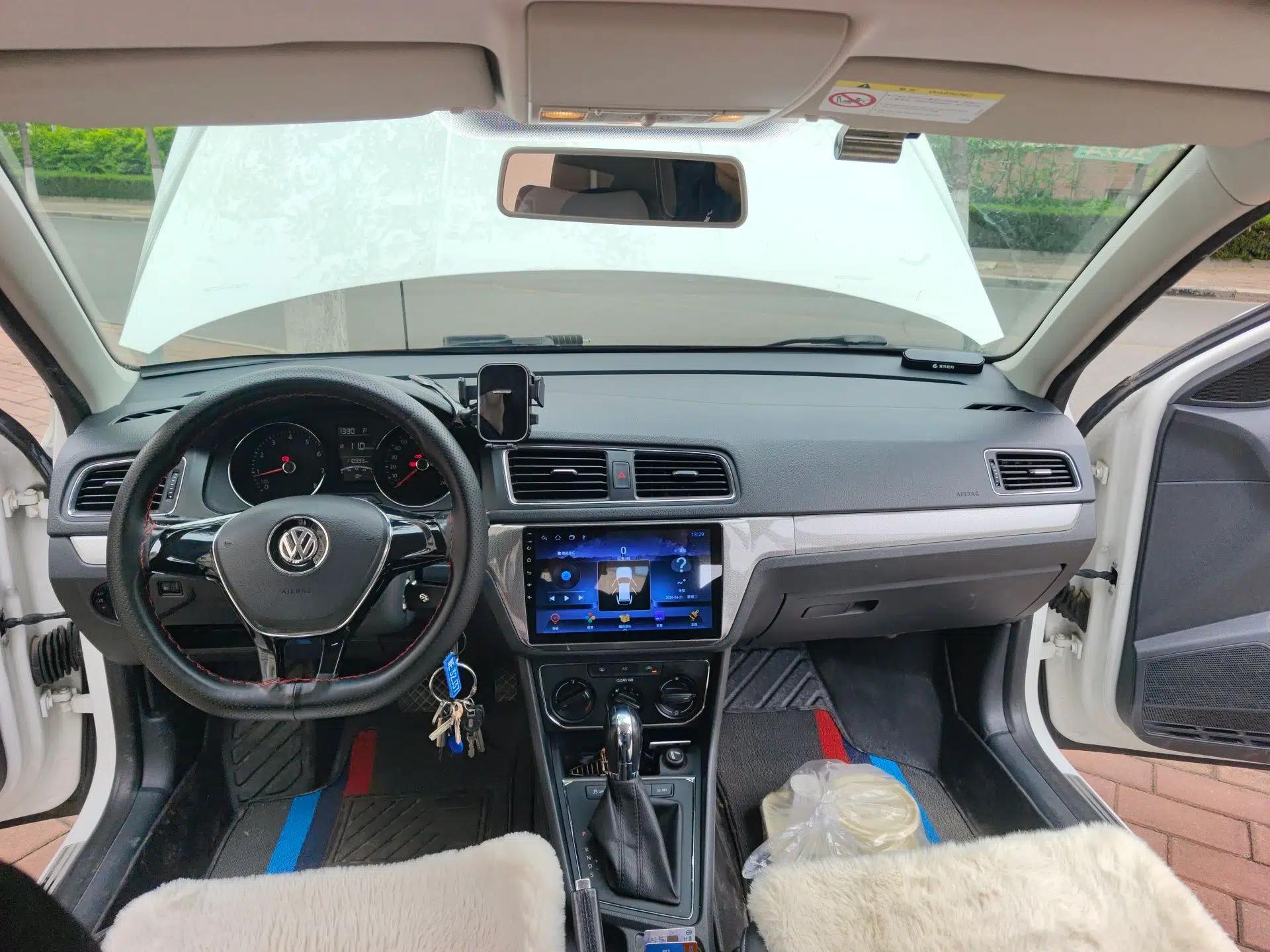 Volkswagen Gran Lavida 2015 1.6L Automatic Comfort Edition — миниатюра 18
