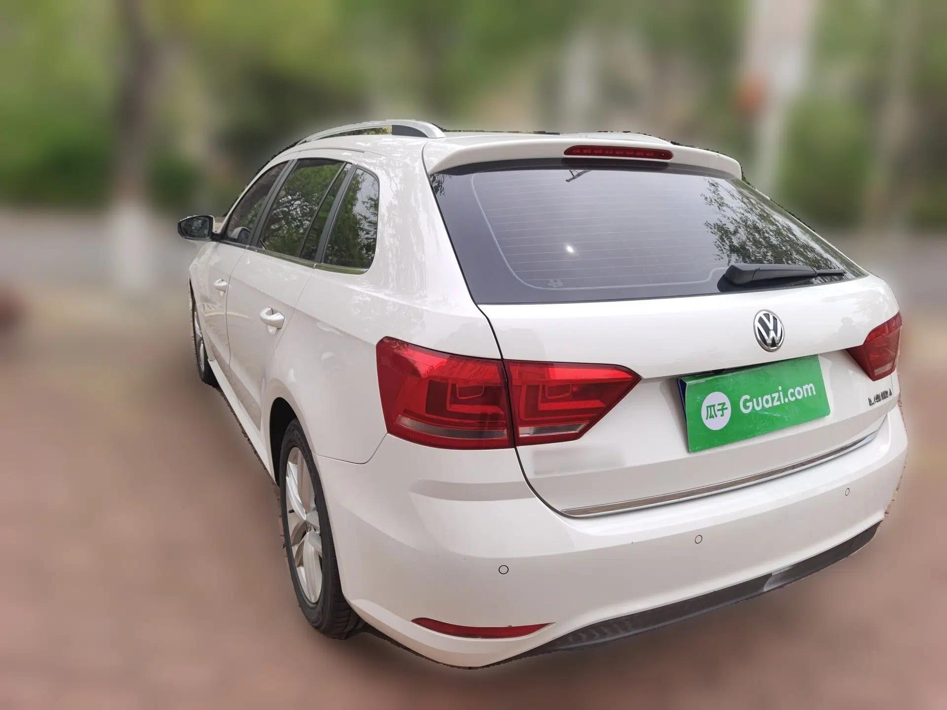Volkswagen Gran Lavida 2015 1.6L Automatic Comfort Edition — миниатюра 4